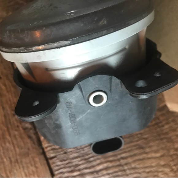 Fog Light Mount- Original Stock Mount fits 2007 Jeep Wrangler - Picture 3 of 6